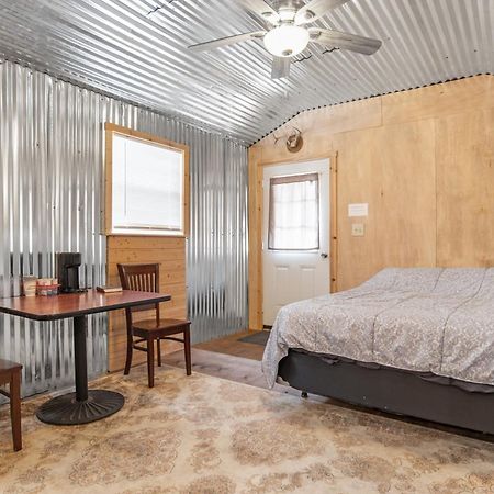 Great Heart Edwards Cabin 2 Hotel Bandera Exterior foto